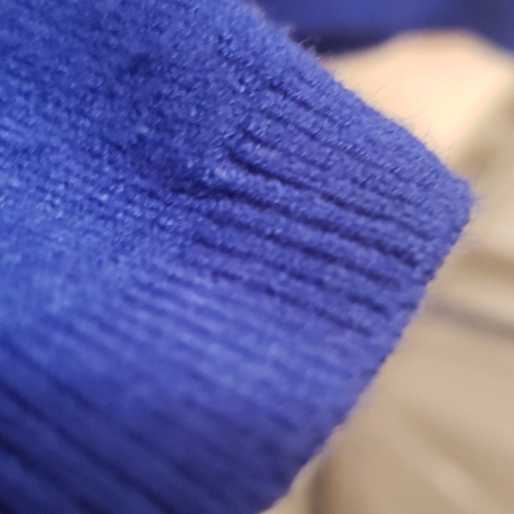 Womens blue top - Picture 2 of 2